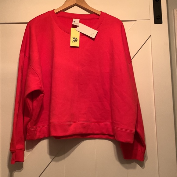 NWT Cropped Red Crewneck Sweatshirt XXL - Picture 1 of 5